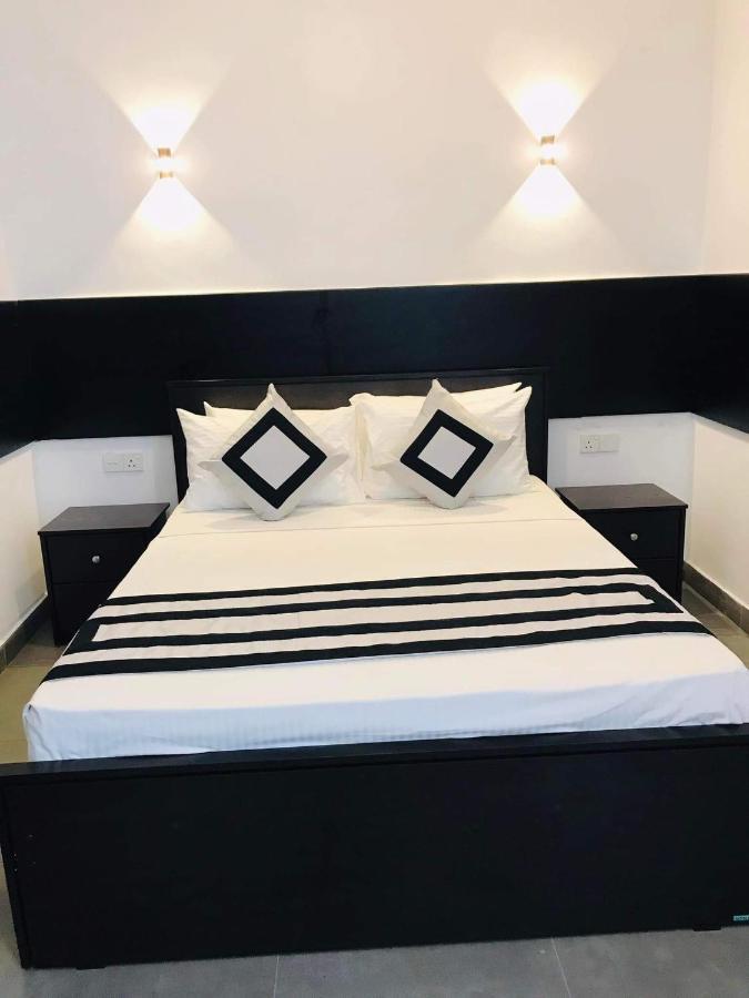 3R Resort Negombo Eksteriør bilde